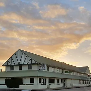 https://carriers-arms-hotel-motel.queenslandhotels.net